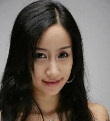 李恩美的兄嫂在线观看,温馨家庭时光共享